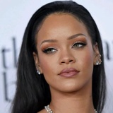 RiRi WhatsApp Sticker #11