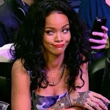 RiRi WhatsApp Sticker #23