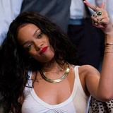 RiRi WhatsApp Sticker #25